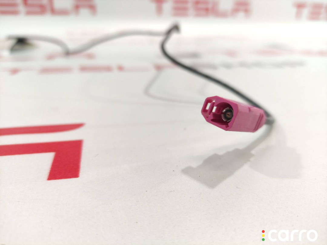 1041318-00-G антенна Tesla Model S - фото №4