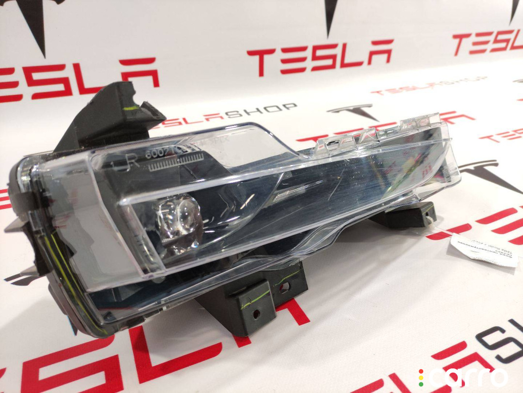 1077396-00-C фара противотуманная правая Tesla Model 3 2021г. - фото №1