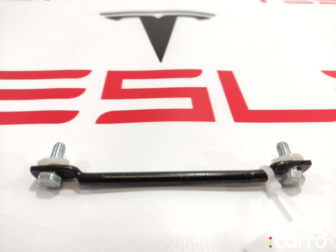 1118318-00-A Направляющая ремня безопасности Tesla Model S 2014г. - фото №3