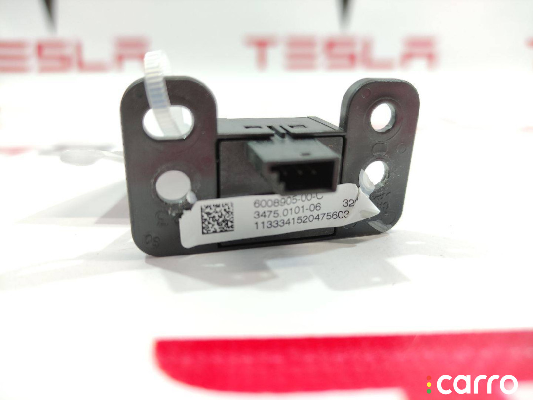 6008905-00-C кнопка аварийной сигнализации Tesla Model S 2016г. - фото №2