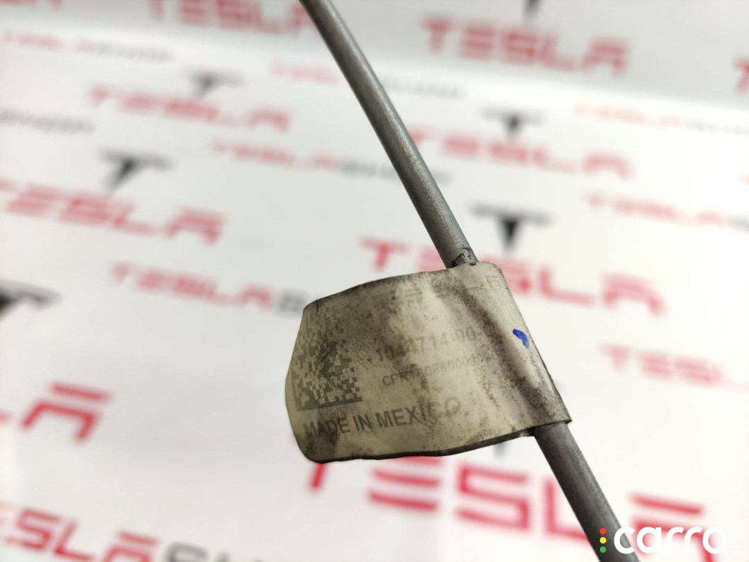 1044714-00-C трубка тормозная Tesla Model 3 2019г. - фото №2
