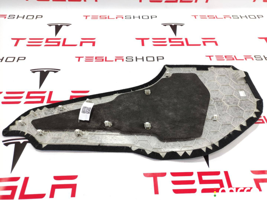 1086814-00-F Накладка центральной консоли Tesla Model 3 2018г. - фото №3