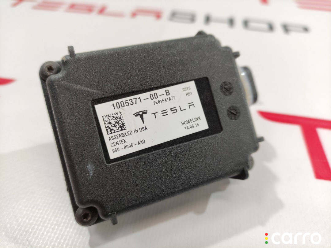 1005371-00-B блок комфорта Tesla Model S 2016г. - фото №1