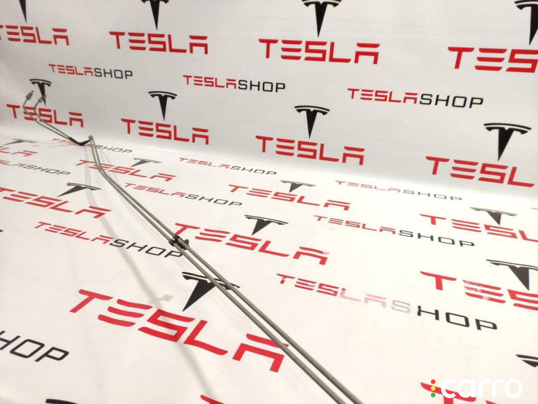 1044713-00-D трубка тормозная Tesla Model 3 2018г. - фото №2