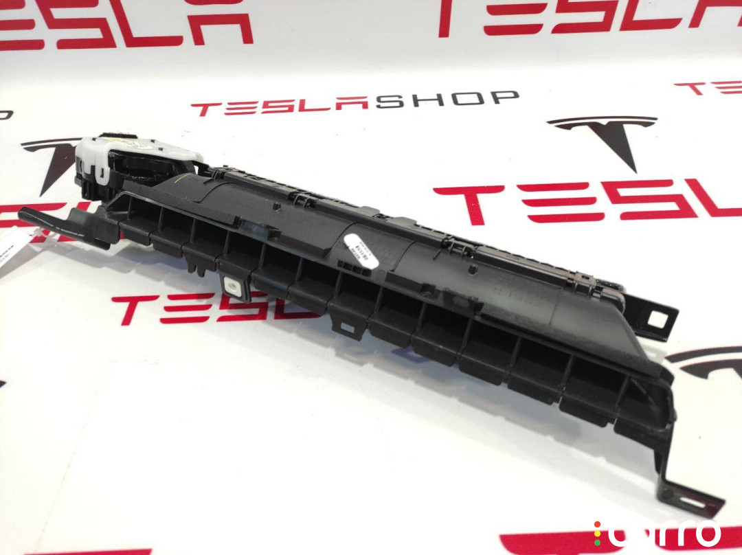 1083325-00-F, 2080545X, 2063122X воздуховод Tesla Model 3 2018г. - фото №1
