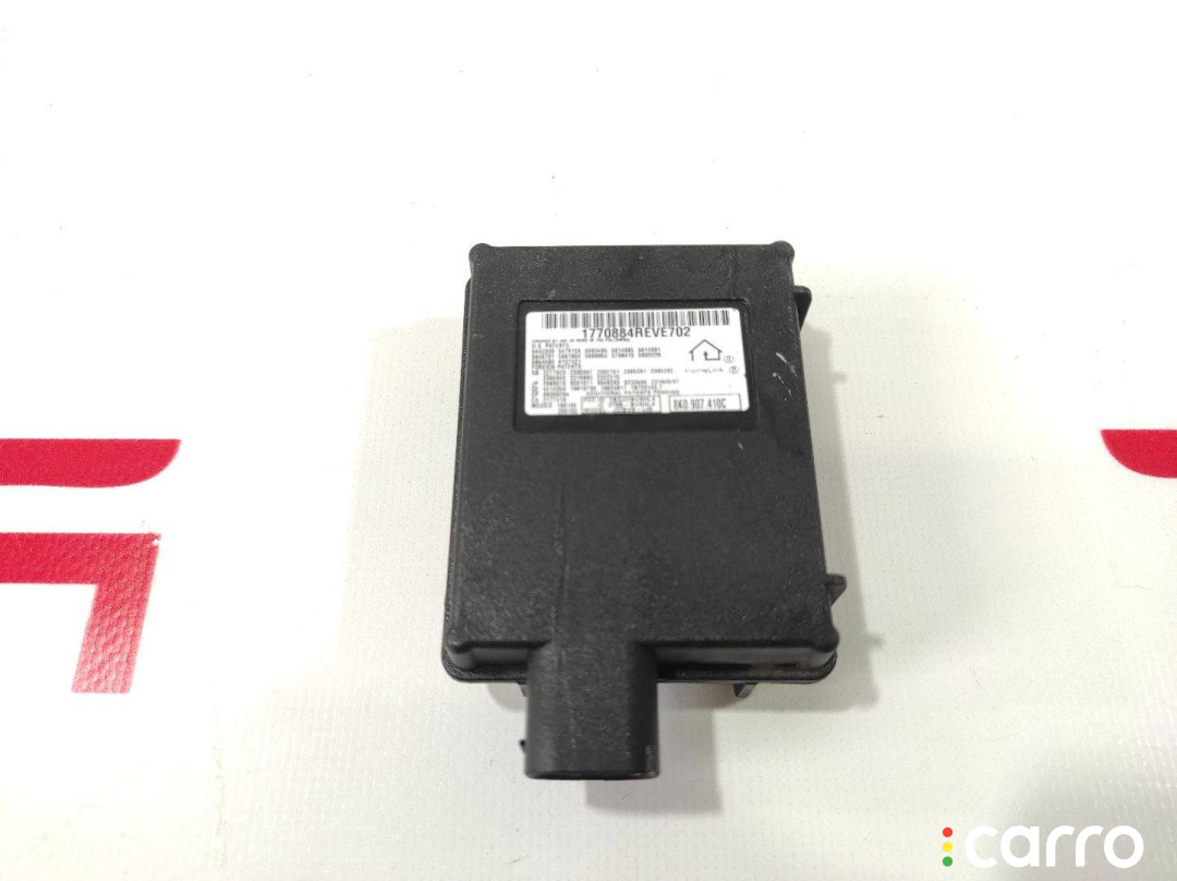 1005371-00-A блок комфорта Tesla Model S 2016г. - фото №3