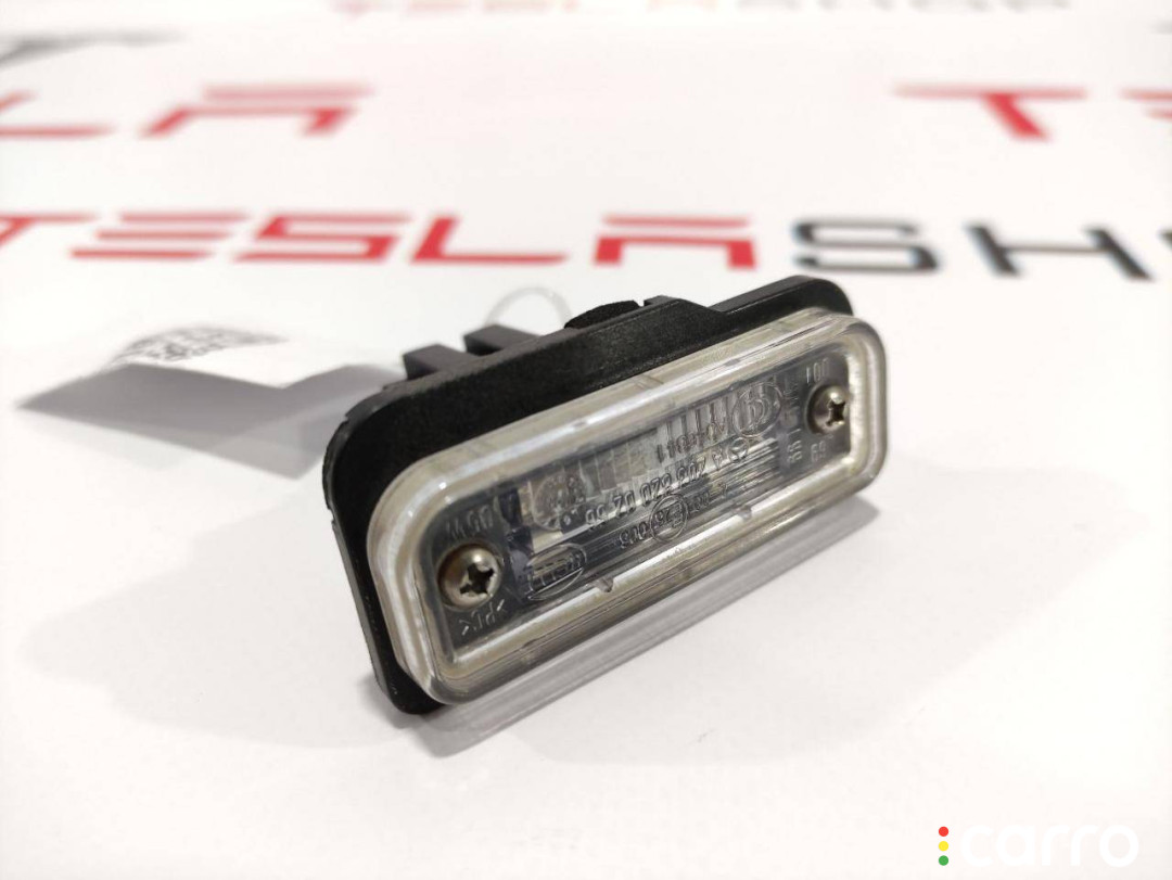 A2038200256, 1034341-00-B Подсветка номера Tesla Model S 2016г. - фото №1