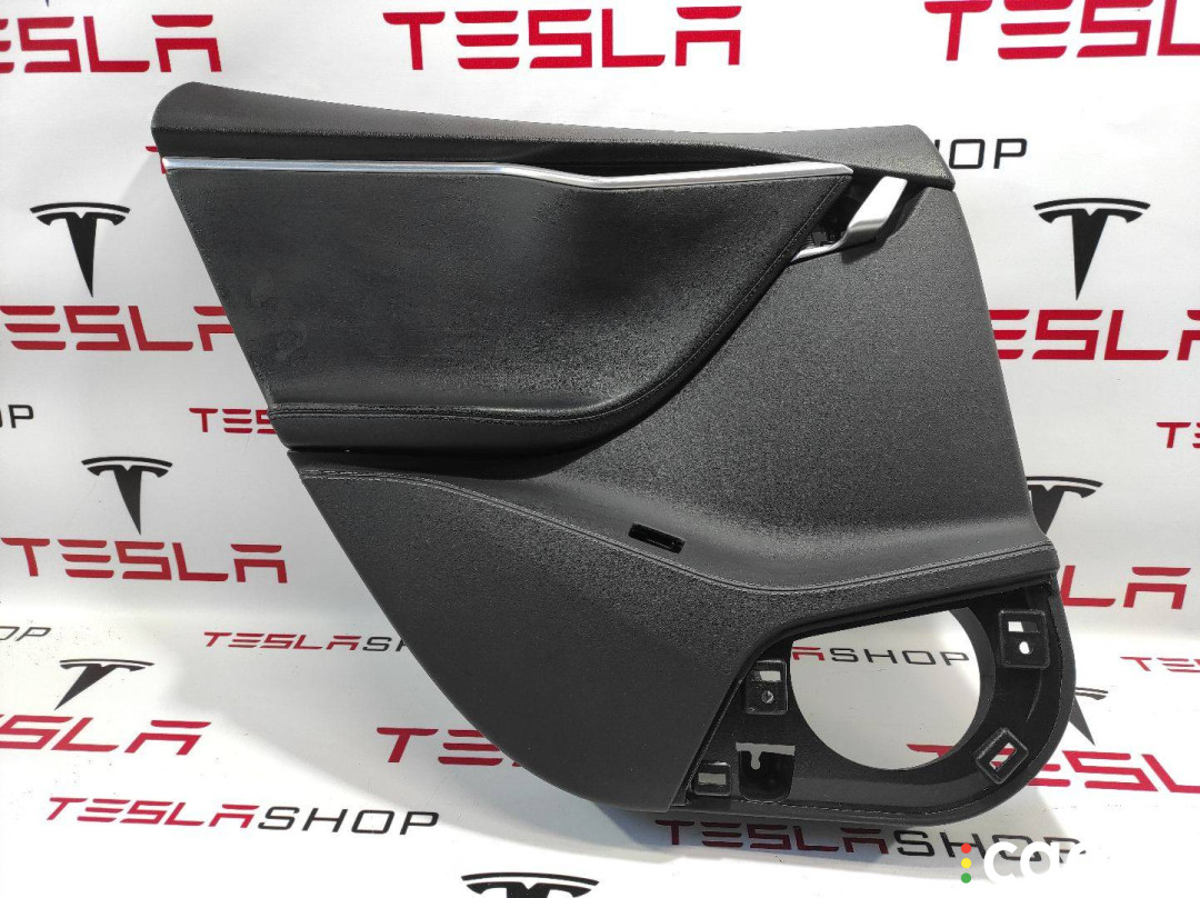 1008133-00-D, 6006133-00-K обшивка двери задней левой Tesla Model S 2016г. - фото №1