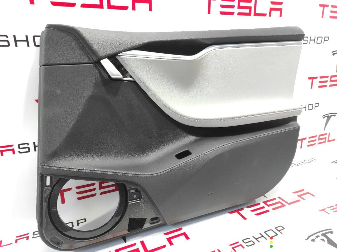 1007912-00-D, 1007936-10-K обшивка двери передней правой Tesla Model S 2015г. - фото №2