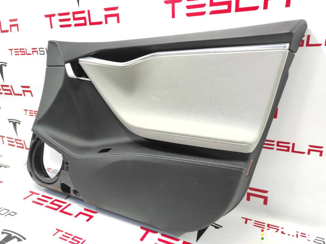 1007912-00-D, 1007936-10-K обшивка двери передней правой Tesla Model S 2015г. - фото №3