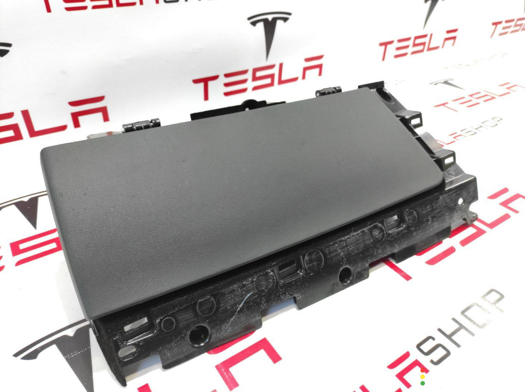 1003327-08-I Бардачок Tesla Model S 2016г. - фото №2