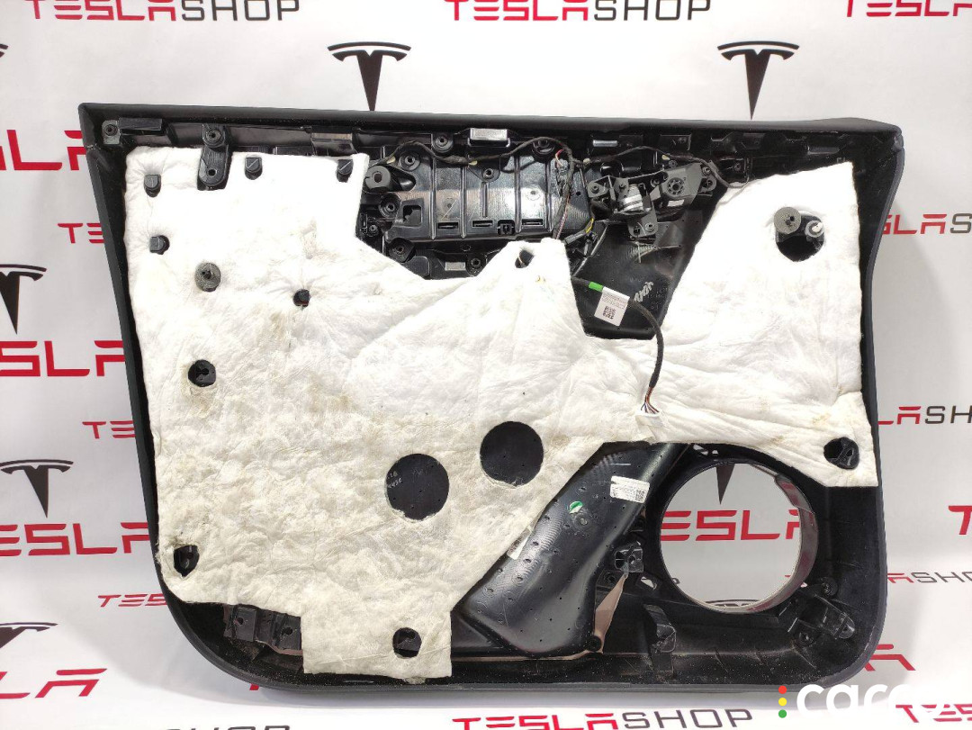 1055329-01-J обшивка двери передней правой Tesla Model X 2017г. - фото №5