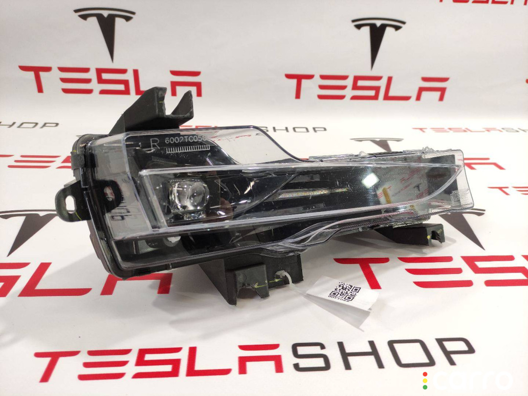 1077396-00-C фара противотуманная правая Tesla Model 3 2018г. - фото №1