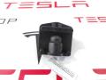 1090365-00-E Штуцер Tesla Model 3 2021г. - фото №2