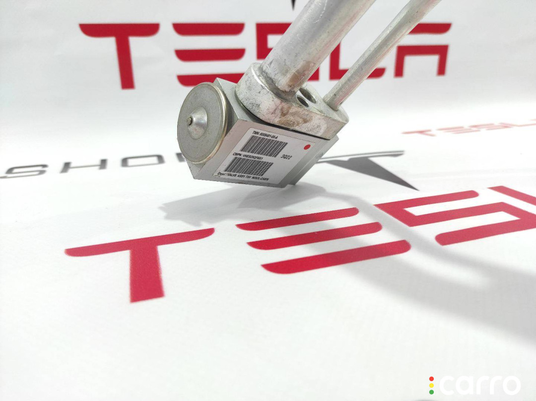 1004293-00-G, 6008481-00-A Трубка кондиционера Tesla Model S 2015г. - фото №3