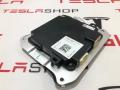 1041419-00-B, 1037222-00-D модуль управления двери передней левой Tesla Model X рест 2022г. - фото №2