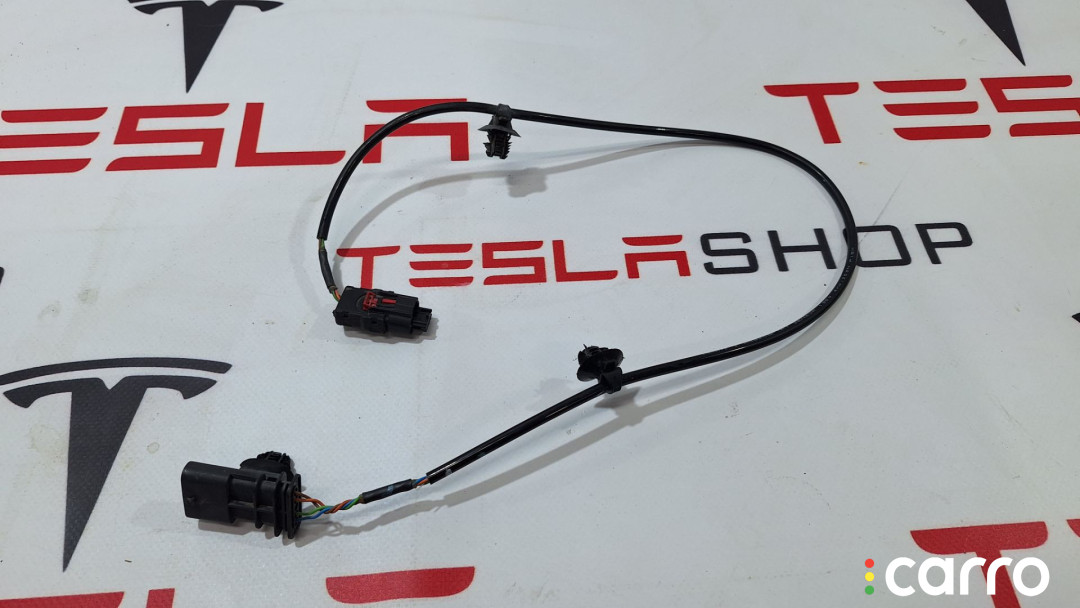 1420981-99-B, 1420986-00-B, 2047490013, 2047490014 разъем (фишка) проводки Tesla Model X рест 2022г. - фото №1