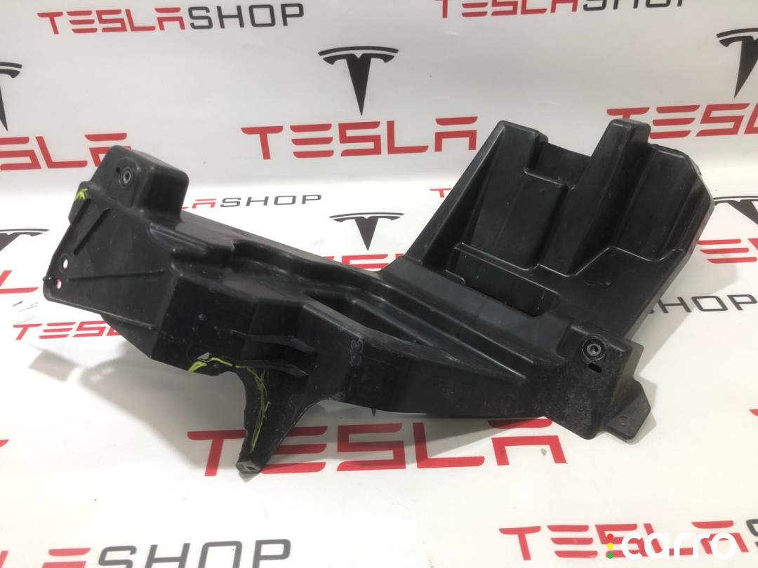 1617912-00-B крепление фары (кронштейн фары) левой Tesla Model X рест 2022г. - фото №1