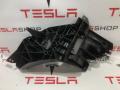 1617912-00-B крепление фары (кронштейн фары) левой Tesla Model X рест 2022г. - фото №4