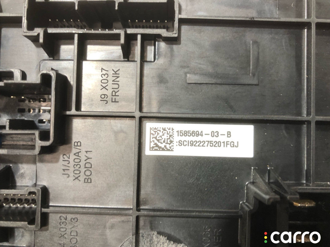1585635-00-A, 1585699-00-B, 2486394-01-C, 1585694-03-B блок управления BCM (бортовой сети) Tesla Model X рест 2022г. - фото №3