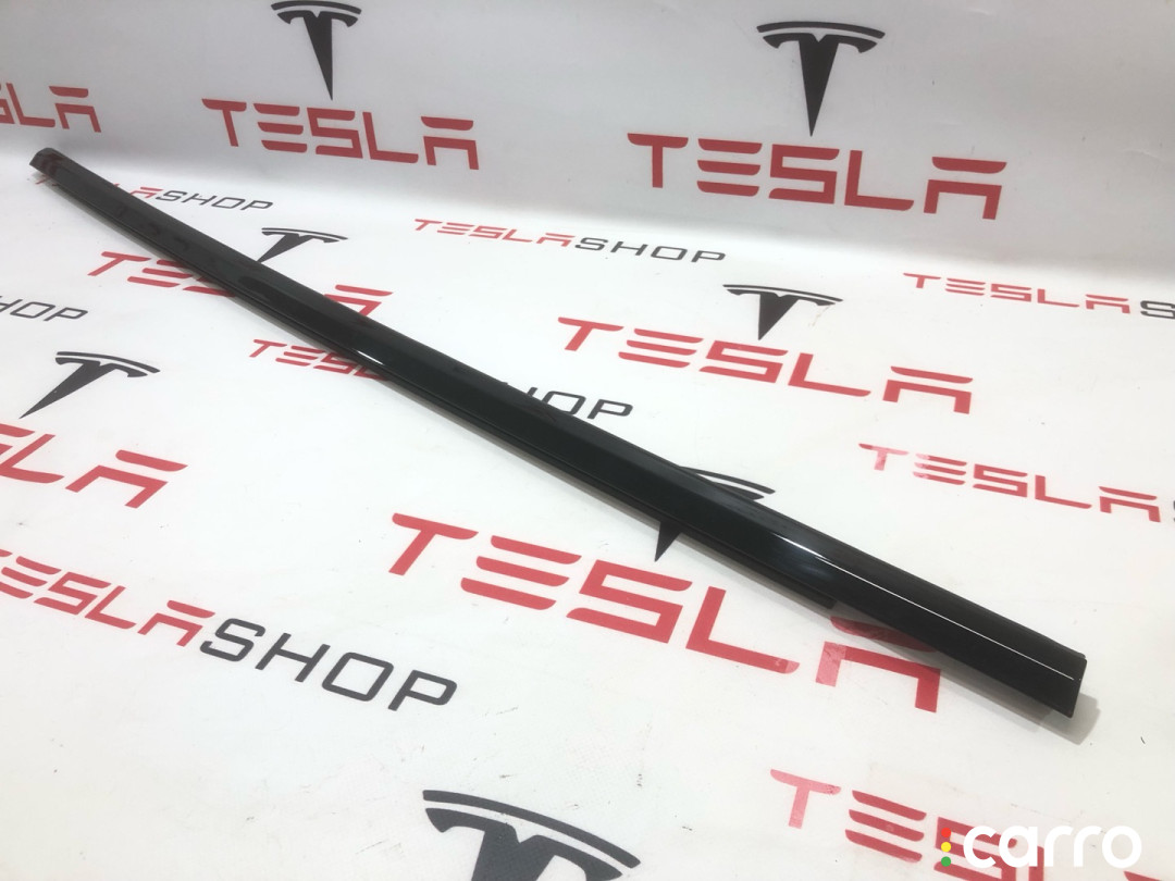 1032167-88-D, 1032175-00-C, 1098686-01-D молдинг двери задней правой Tesla Model X рест 2022г. - фото №1