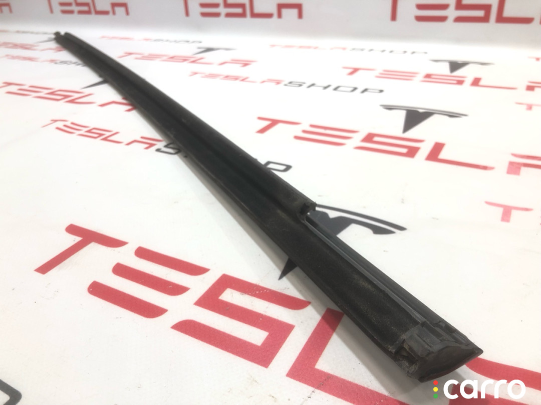 1032167-88-D, 1032175-00-C, 1098686-01-D молдинг двери задней правой Tesla Model X рест 2022г. - фото №4