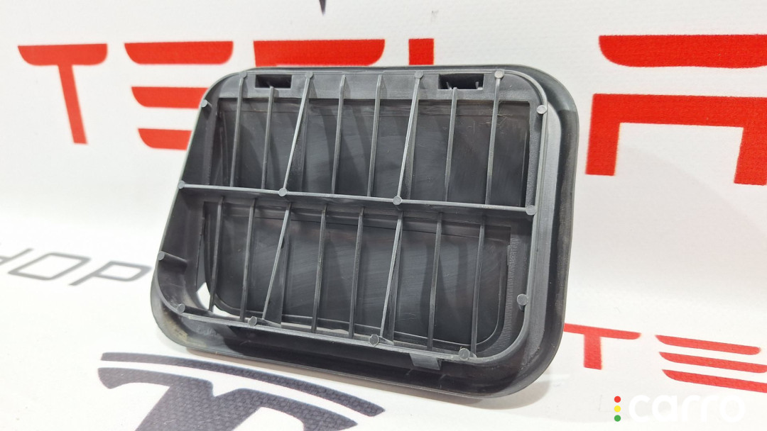 6007556, 1068034-00-C, 2F2A, 2F2AB2, B280B62 вентиляционный люк Tesla Model X рест 2022г. - фото №2