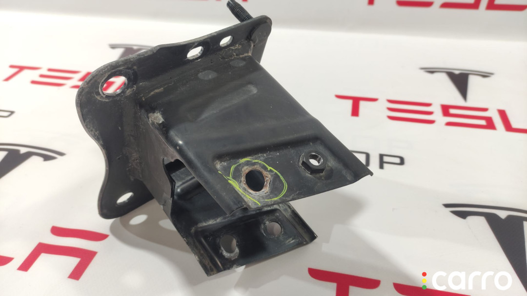 1553860-00-A кронштейн усилителя переднего бампера Tesla Model S 2-й рест - фото №3