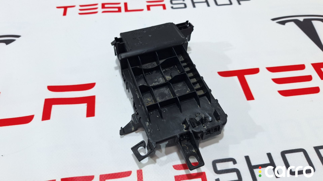 149519400D, 149519500F, 1496641-00-L Блок управления сиденьем переднее Tesla Model X рест 2022г. - фото №1
