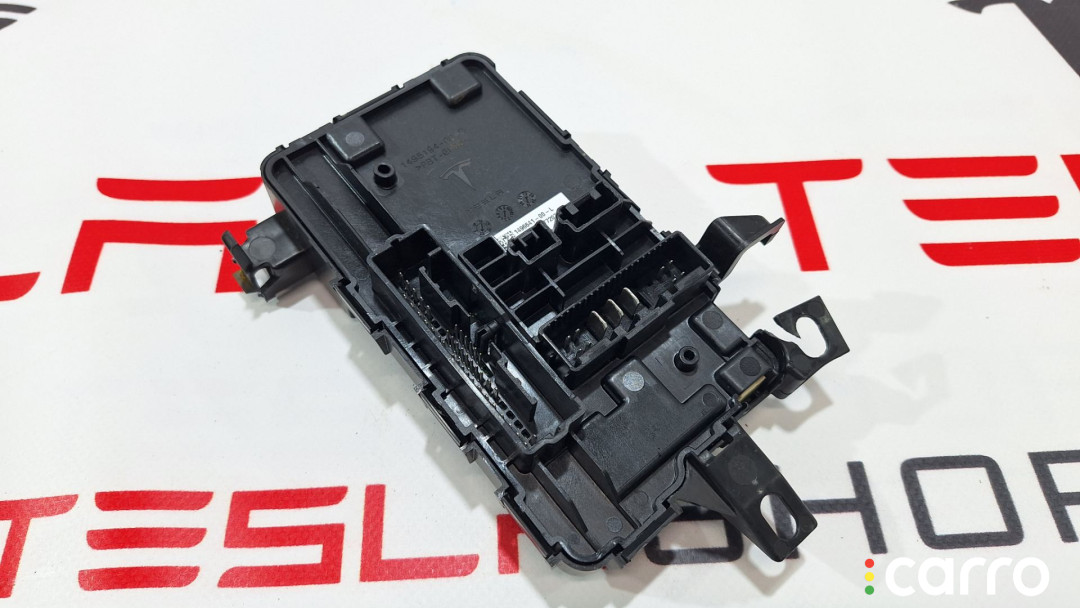 149519400D, 149519500F, 1496641-00-L Блок управления сиденьем переднее Tesla Model X рест 2022г. - фото №2