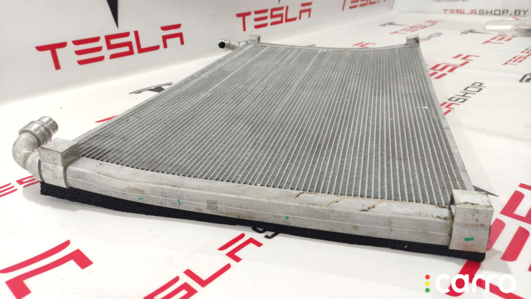1588209-00-C, 1619166-00-A радиатор основной Tesla Model S 2-й рест - фото №4