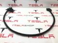 1615099-00-B Уплотнитель передней двери Tesla Model S 2-й рест - фото №2