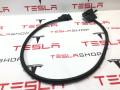 1615099-00-B Уплотнитель передней двери Tesla Model S 2-й рест - фото №3
