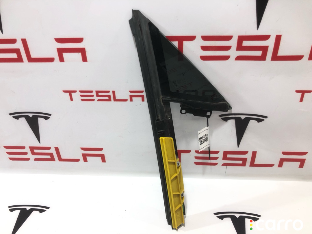 1613862-00-A, 1821301-00-A Форточка передней правой Tesla Model S 2-й рест - фото №2