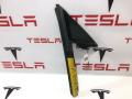 1613862-00-A, 1821301-00-A Форточка передней правой Tesla Model S 2-й рест - фото №2
