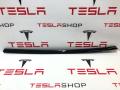 1600177-00-A, 1873553-22-A молдинг двери задней левой Tesla Model S 2-й рест - фото №2