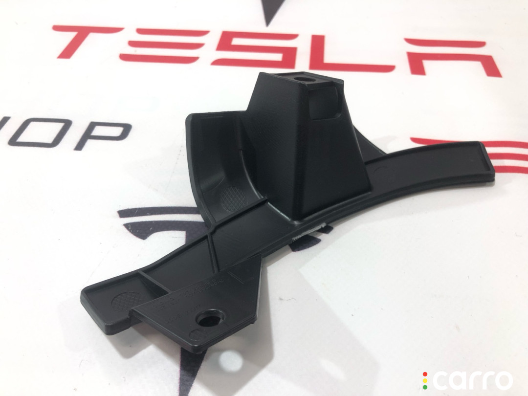 1074903-00-C Кронштейн бампера переднего нижний Tesla Model S 2020г. - фото №1