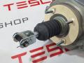 1420671-00-B электрический усилитель тормозов Tesla Model S 2-й рест - фото №4