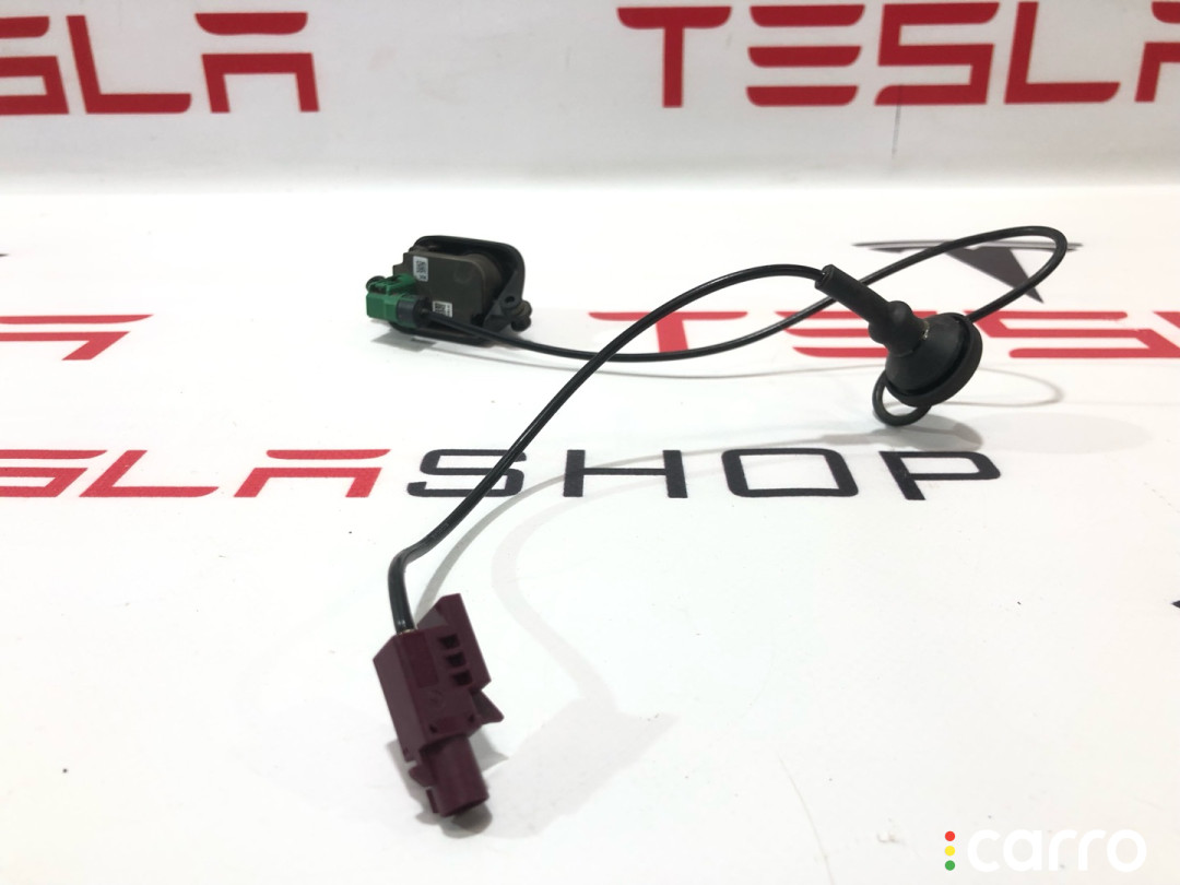 1487924-00-E, 1754789-00-D камера заднего вида Tesla Model S 2-й рест - фото №4