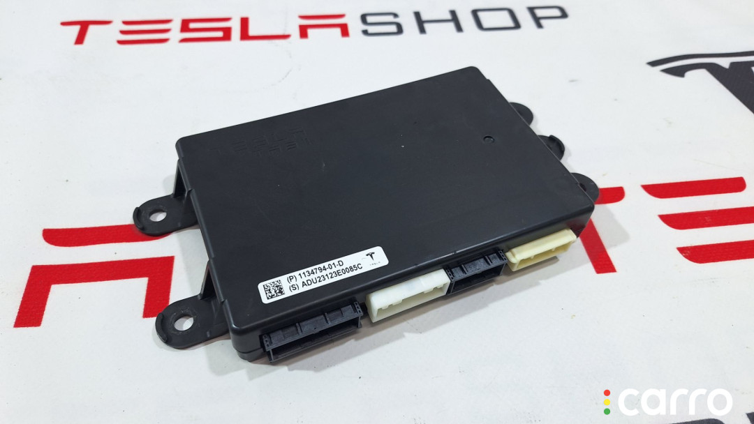 1134794-00-D Блок управления пневмоподвеской Tesla Model S 2-й рест - фото №1