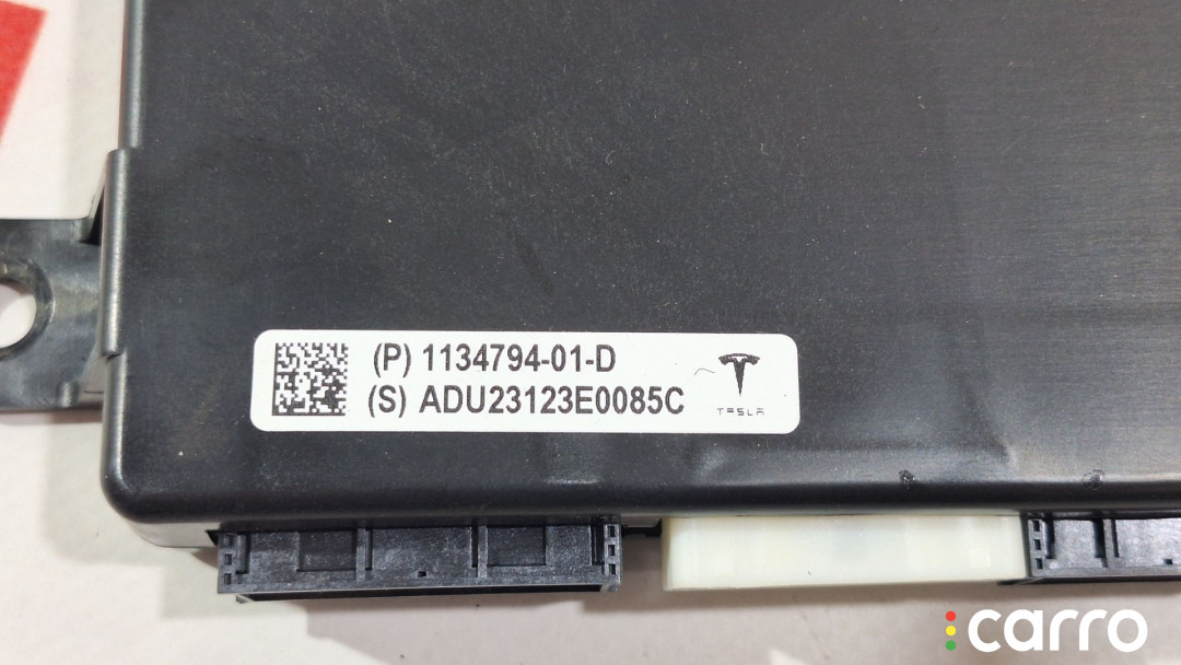 1134794-00-D Блок управления пневмоподвеской Tesla Model S 2-й рест - фото №4