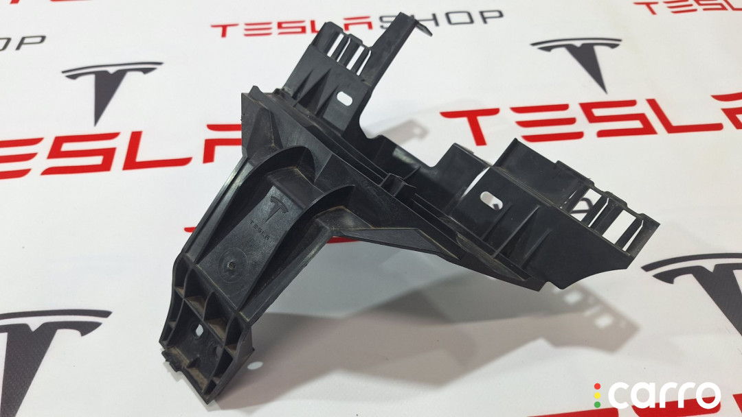 1046331-00-C Крепление блока предохранителей Tesla Model X 2018г. - фото №1