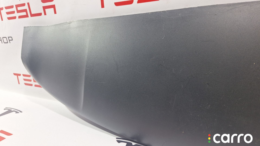 1050421-00-D, 1047094-00-D Накладка спойлера переднего бампера Tesla Model X 2018г. - фото №2