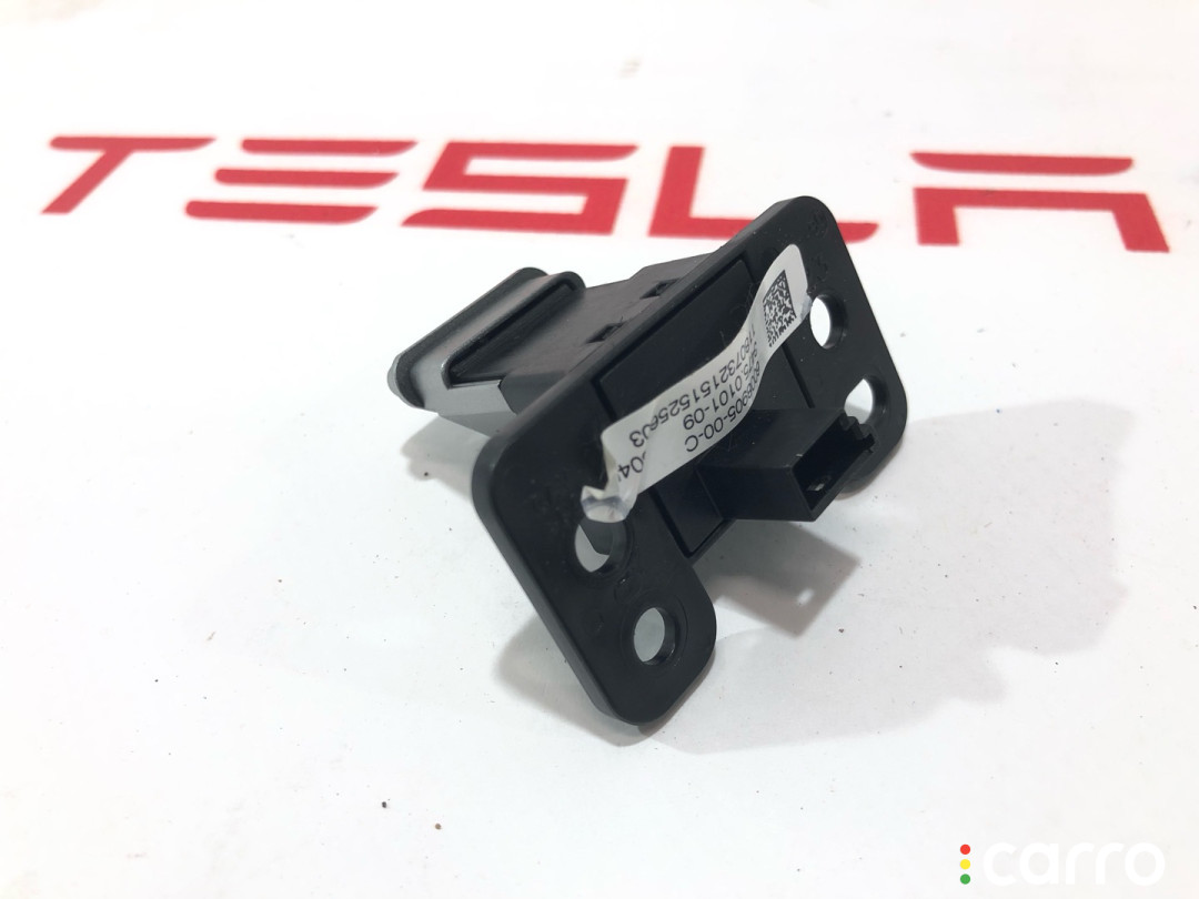 6008905-00-C кнопка аварийной сигнализации Tesla Model X 2018г. - фото №3