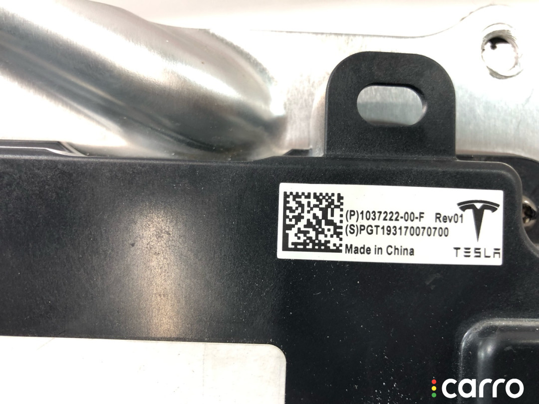 1041419-00-B, 1037222-00-D модуль управления двери передней левой Tesla Model X 2018г. - фото №2