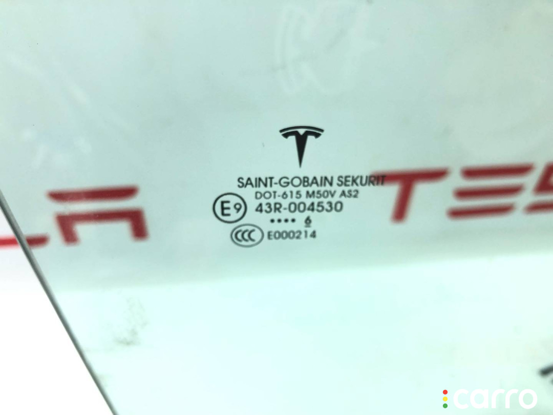102882300J стекло двери передней правой Tesla Model X 2018г. - фото №3