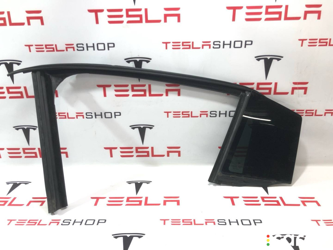 1032277-00-E, 1055275-00-G, 1055275-97-G Форточка задней левой Tesla Model X 2018г. - фото №1