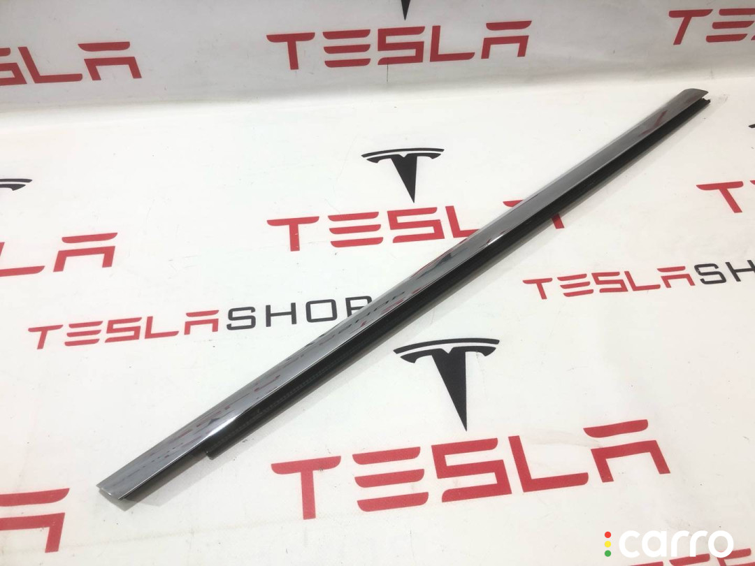 103839400A, 1095920-00-C молдинг двери передней правой Tesla Model S 2016г. - фото №2
