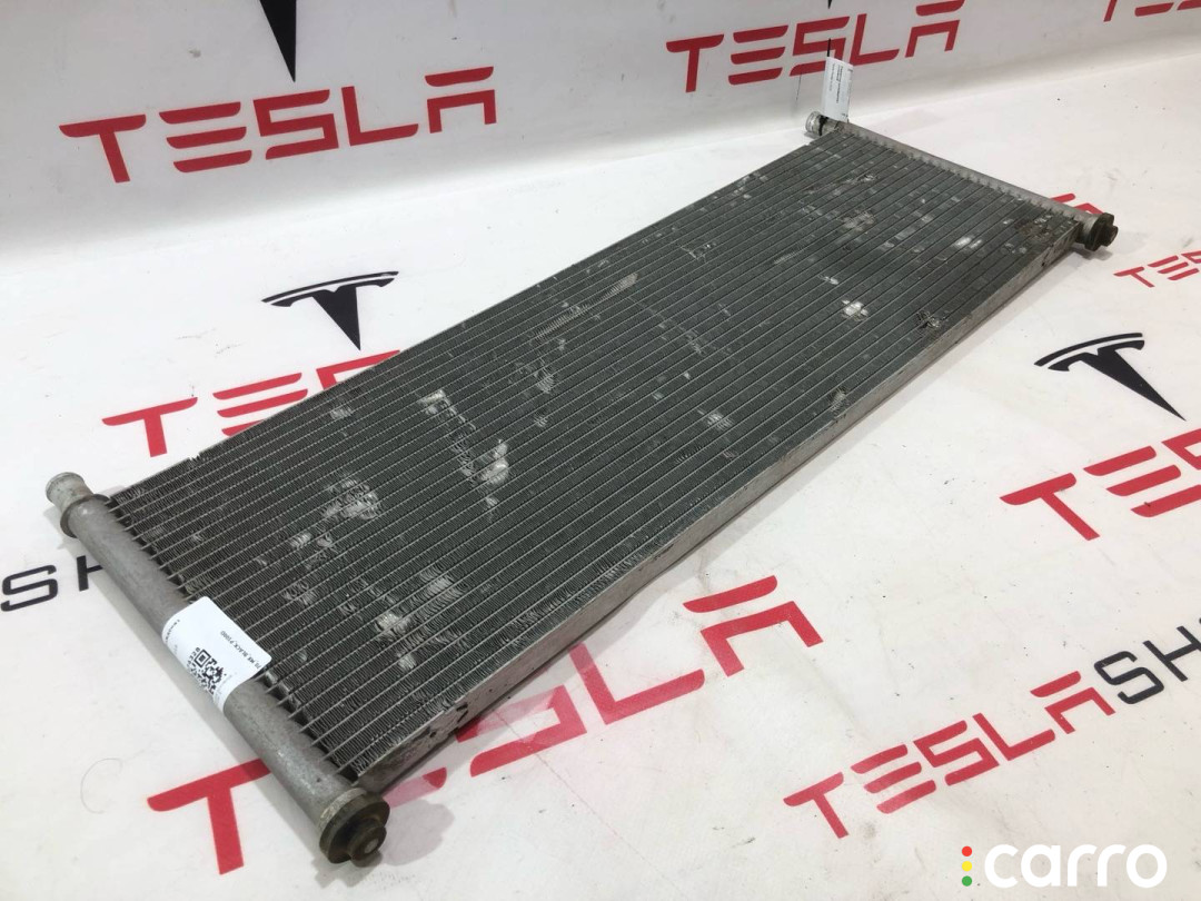 104849800B, 1048498-00-C радиатор основной Tesla Model X 2018г. - фото №1