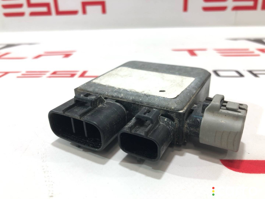 6008953-00-D, 8282120280 вентилятор кондиционера Tesla Model S 2016г. - фото №1